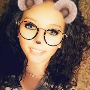 Meet your Posher, Carly